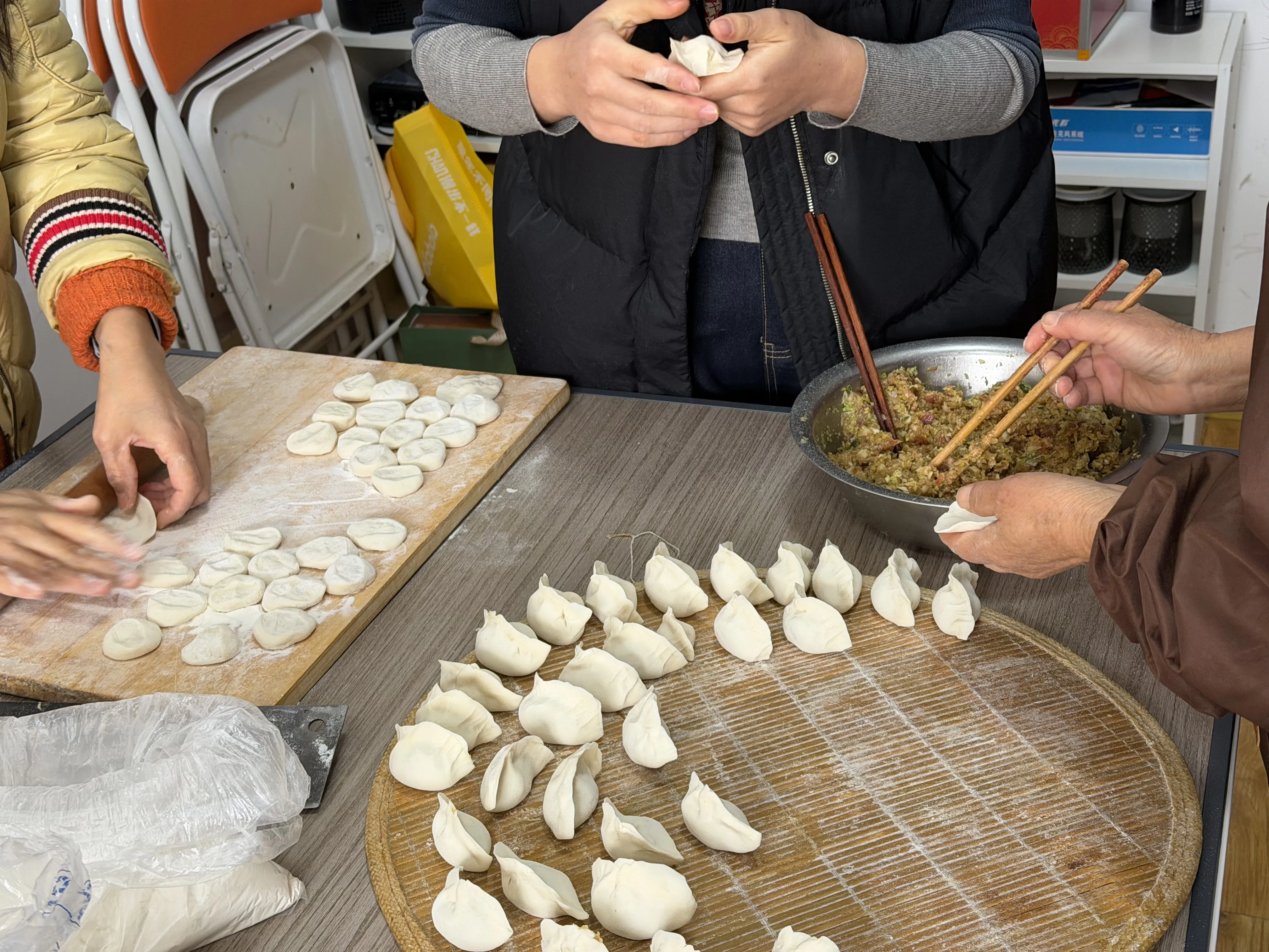 Zemeijia Meraikan Tahun Baru Kecil Utara