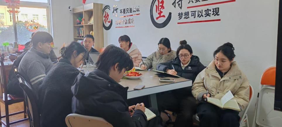 Kembali ke Kerja! Pembungkusan ZMJ Menyambung Operasi Penuh Selepas Pesta Musim Bunga