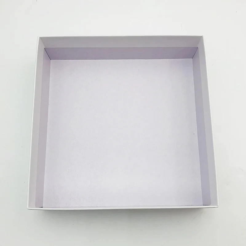 white top and bottom box in China